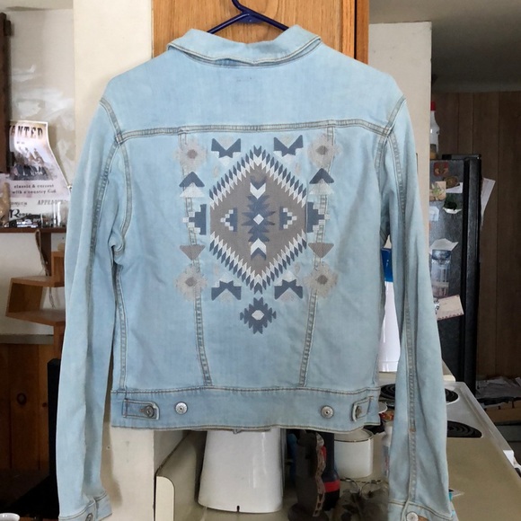 Lularoe Kenny denim jacket - Picture 2 of 11